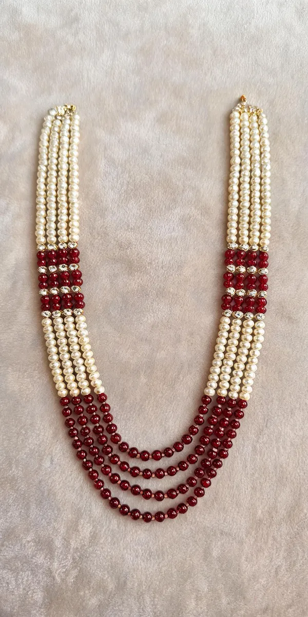 Maroon_Layered_Necklace_Alloy_For_Unisex_Pack_Of_1