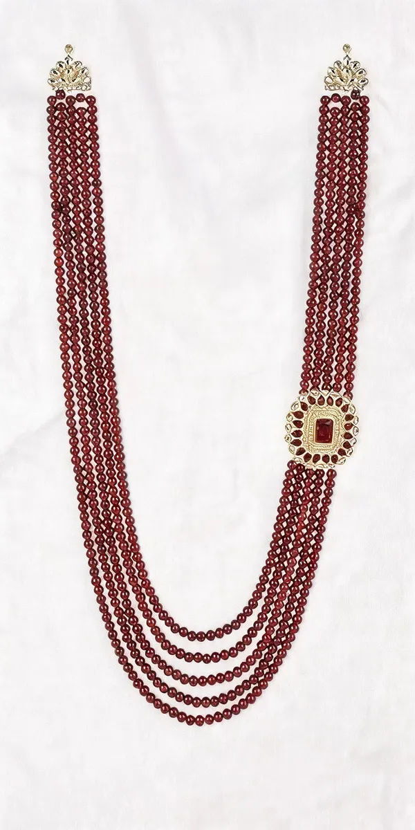 Maroon_Necklace_Alloy_For_Unisex_Pack_Of_1
