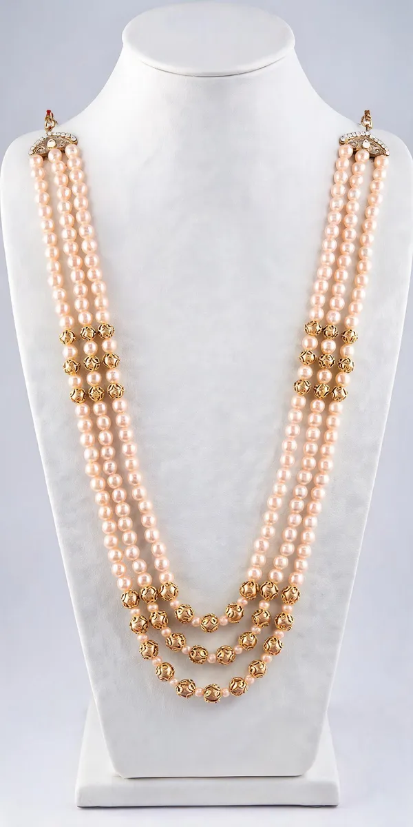 Gold_Layered_Necklace_Alloy_For_Unisex_Pack_Of_1