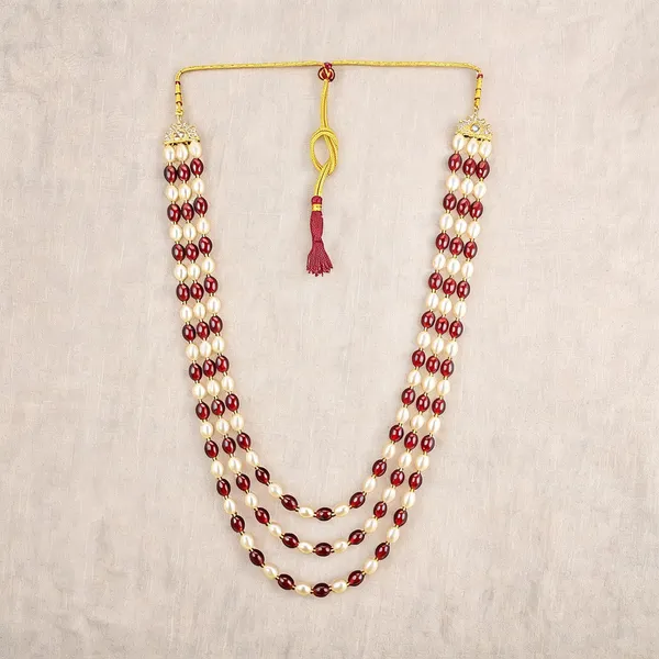 Maroon_And_White_Layered_Necklace_Alloy_For_Unisex_Pack_Of_1