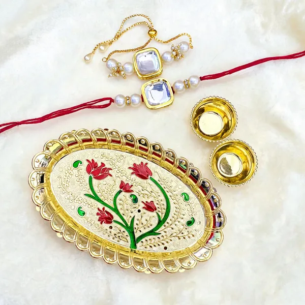 White_Rakhi,_Bracelet,_Thali_Alloy_For_Brother_And_Sister-In-Law_Pack_Of_1