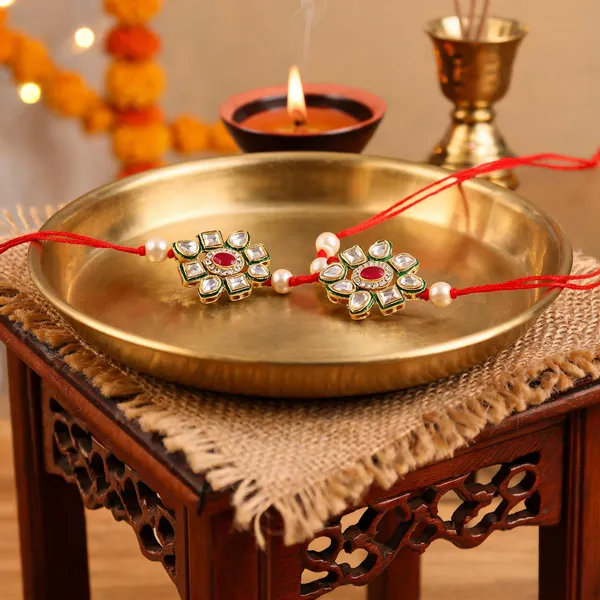White_Rakhi_Alloy_For_Women_And_Men_Pack_Of_2