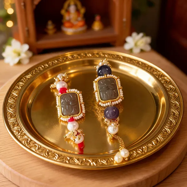 Grey_Rakhi,_Lumba_Alloy_For_Brother_And_Sister-In-Law_Pack_Of_1
