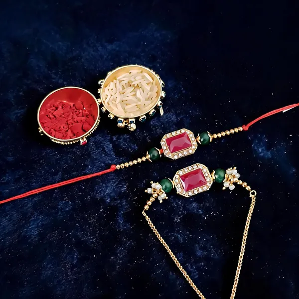Red_And_Green_Rakhi,_Bracelet,_Chawal_Roli_Pack_Alloy_For_Brother_And_Sister-In-Law_Pack_Of_2
