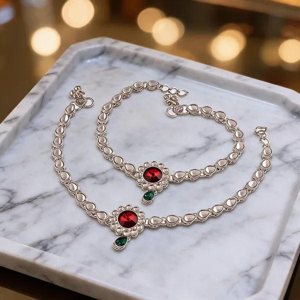 Maroon_And_Silver_Anklet_Alloy_For_Women_Pack_Of_1