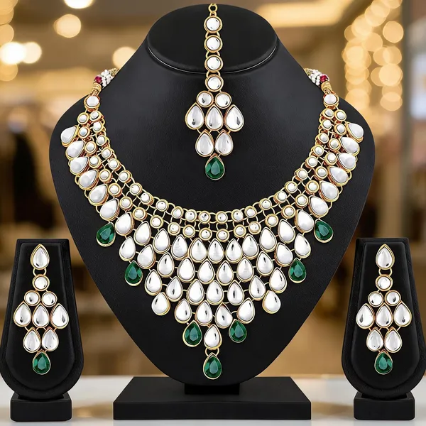 Green_And_White_Jewellery_Set_Alloy_For_Women_Pack_Of_1
