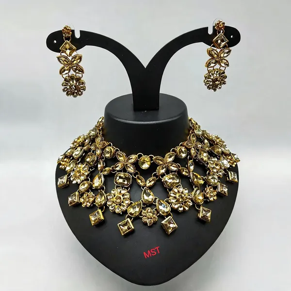 Gold_Jewellery_Set_Alloy_For_Women_Pack_Of_1