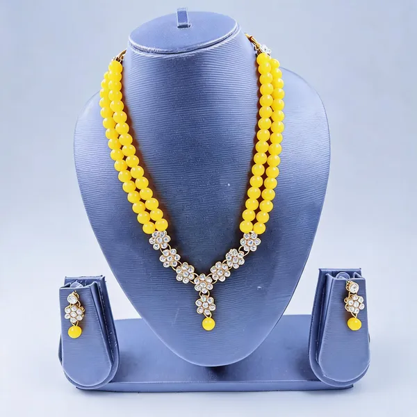 Yellow_And_Silver_Jewellery_Set_Alloy_For_Women_Pack_Of_1