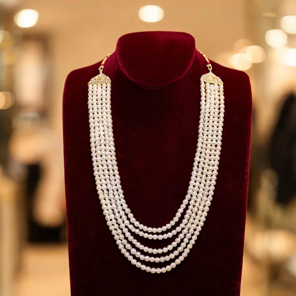 White_Layered_Necklace_Alloy_For_Unisex_Pack_Of_1
