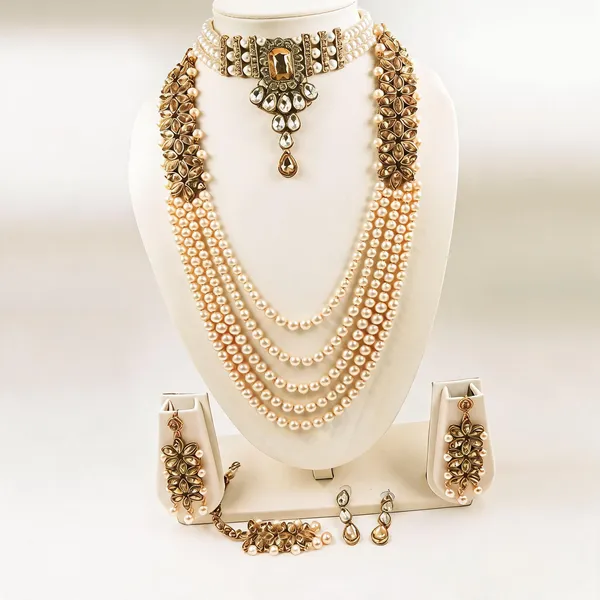 White_And_Beige_Jewellery_Set_Alloy_For_Women_Pack_Of_1