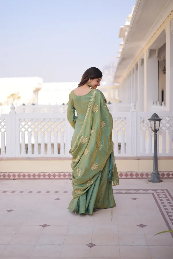 Green_Cotton_Golden_Sequin_Embroidered_Salwar_Suit_For_Women