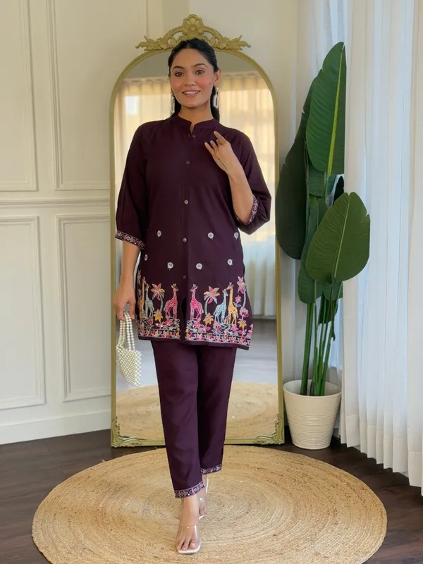 Burgundy_Cotton_Embroidered_Co-Ord_Set_For_Women