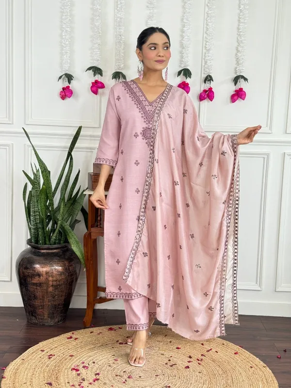 Pink_Cotton_Embroidered_Suit_Set_With_Dupatta_For_Women