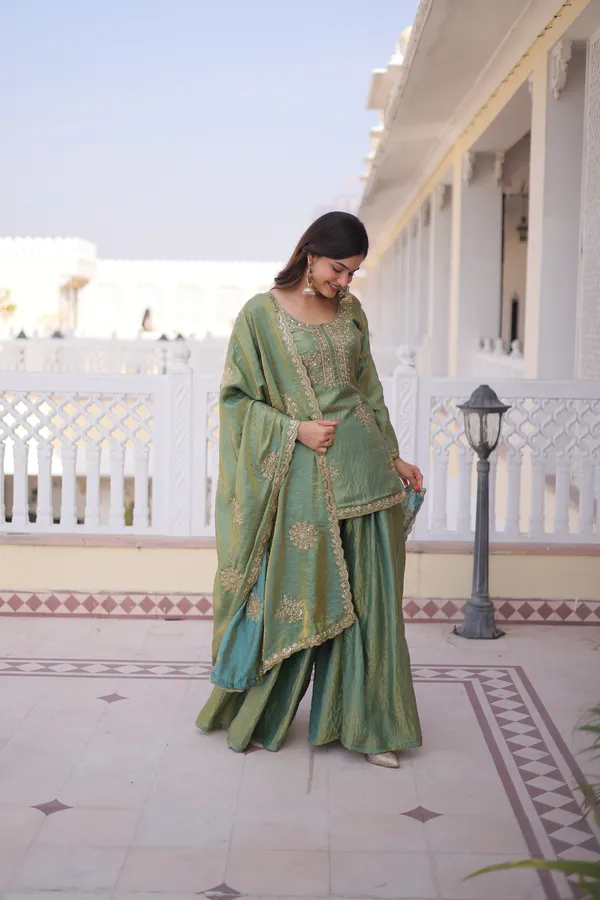 Green_Cotton_Golden_Sequin_Embroidered_Salwar_Suit_For_Women