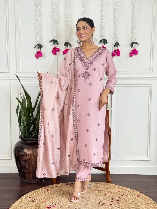 Pink_Cotton_Embroidered_Suit_Set_With_Dupatta_For_Women