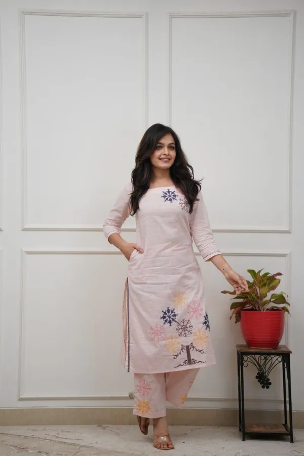 Soft_Pink_Cotton_Snowflake_Embroidered_Kurta_Set_For_Women