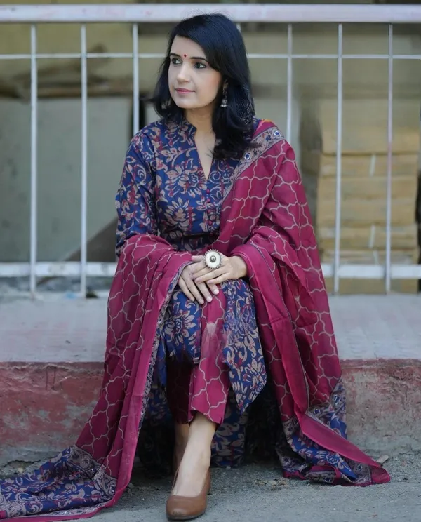 Multicolour_Cotton_Flower_Printed_Kurta_Set_With_Dupatta_For_Women