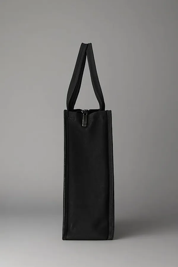 Black_Personalized_Tote_Bag_With_Laptop_Compartment