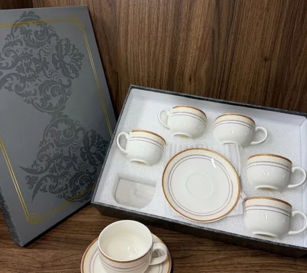 Regal_Crest_12-Piece_Fine_Ceramic_Tea_Cup_&_Saucer_Set
