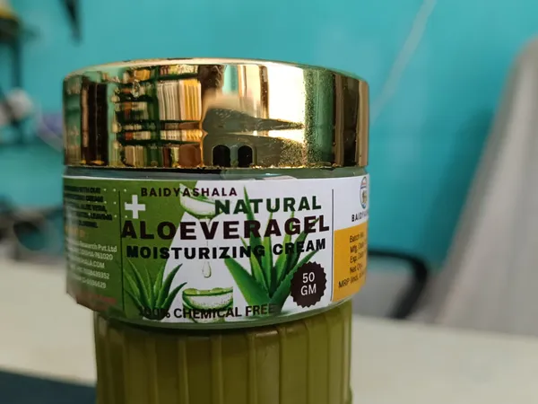 Baidyashala_Aloe_Vera_Vitamin_E_Moisturizing_Gel_Cream_50Gm