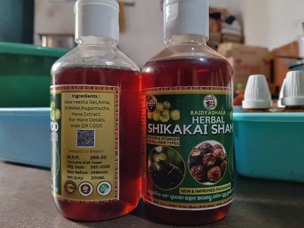 Ramukaka_Suala_Shikakai_Reetha_Amla_Herbal_Shampoo_200Ml