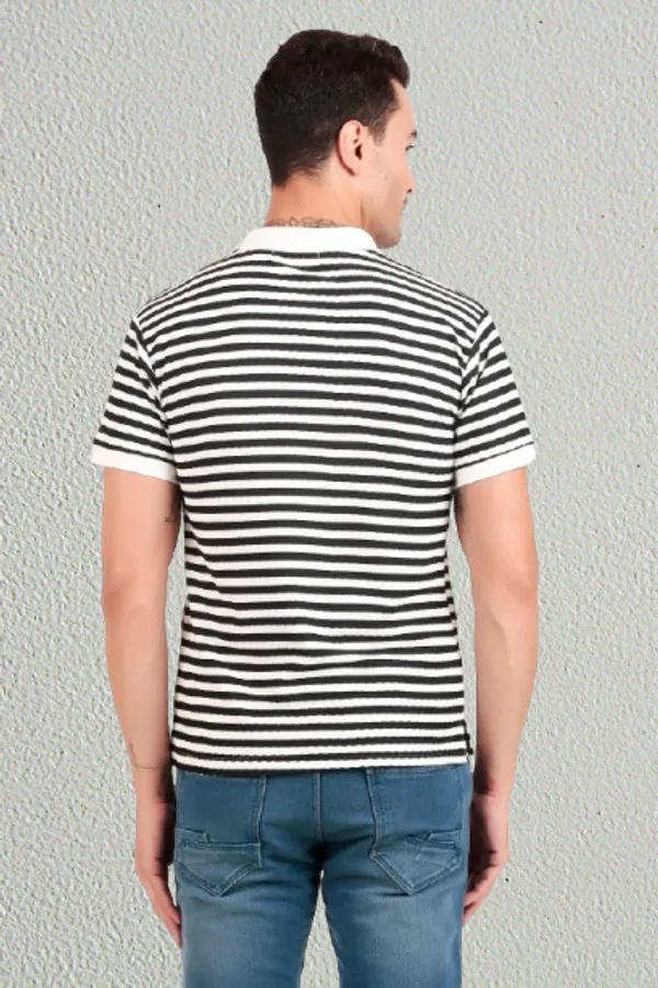 Men'S_Black_And_White_Horizontal_Striped_Polo_T-Shirt_With_Collar_And_Short_Sleeves