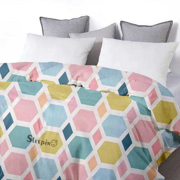 Pink_Green_Pentagonal_Cotton_Printed_Rajai_Cover