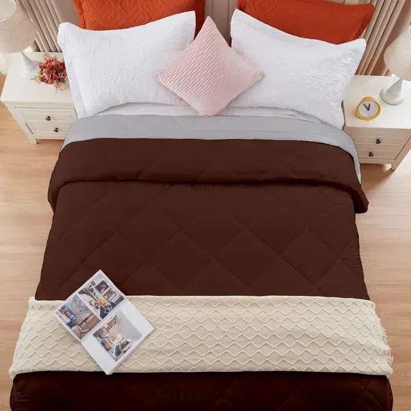 Chocolate_Microfiber_Breathable_Lightweight_Quilt_200_Gsm_Comfort_Cover