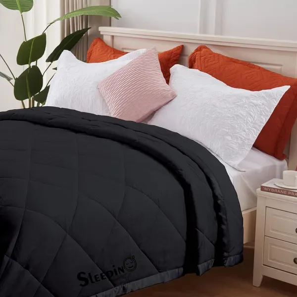 Black_Breathable_Microfiber_150_Gsm_Dohar