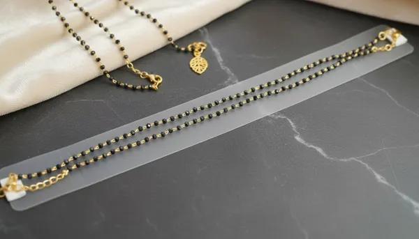 Black_Golden_Alloy_Two-Tone_Beaded_Chain_Anklet_For_Women