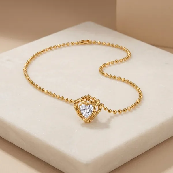 Golden_Anti_Tarnish_Heart_Crystal_Pendant_Necklace_For_Women