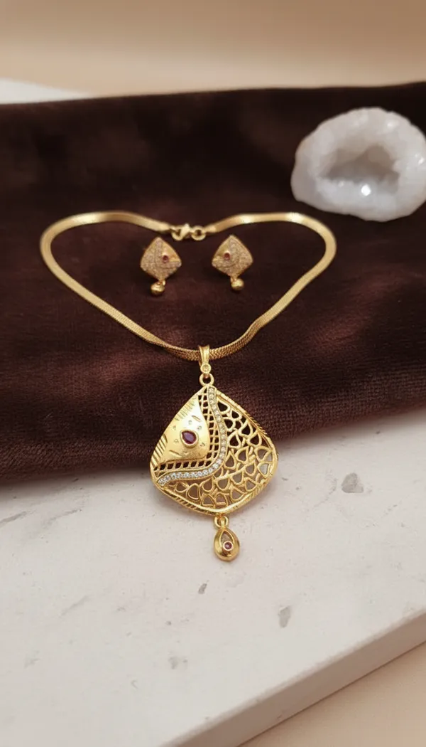 Golden_Micro_Gold-Plated_Filigree_Pendant_Necklace_Set_For_Women
