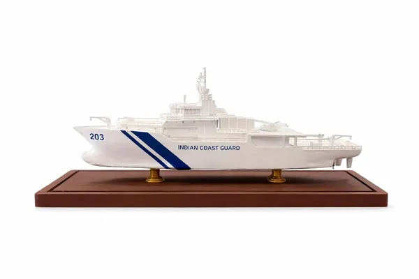 White_Pla_Plastic_Indian_Coast_Guard_Ship_Model_With_Acrylic_Case