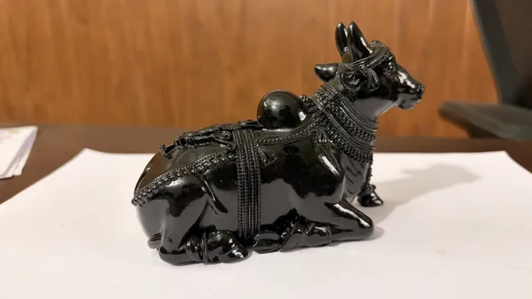 Resin_Devotional_Nandi_Idol_Statue