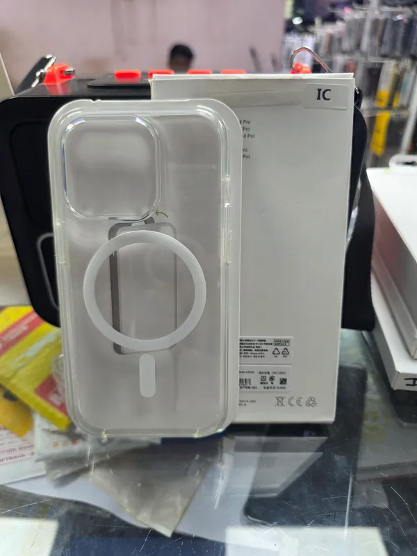 Cover_World_Clear_Polycarbonate_Magsafe_Back_Cover_For_Iphone_14_Pro_Max