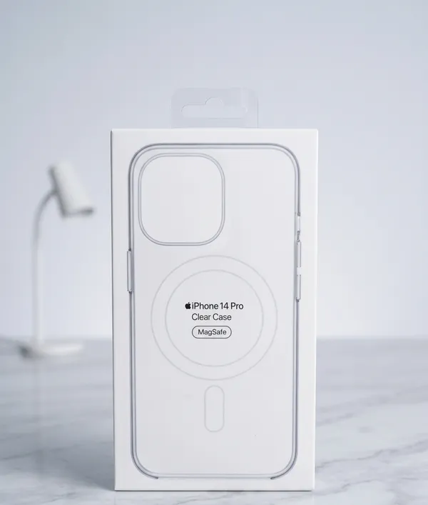 Cover_World_Clear_Polycarbonate_Magsafe_Back_Cover_For_Iphone_14_Pro