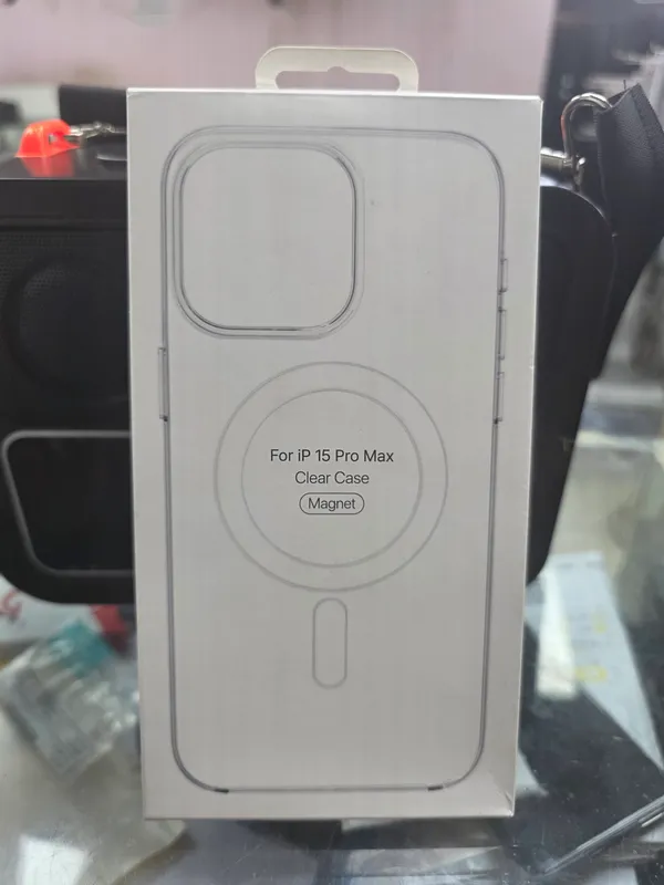 Cover_World_Clear_Polycarbonate_Magsafe_Back_Cover_For_Iphone_15_Pro_Max