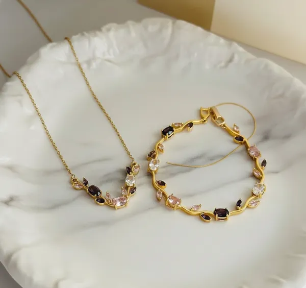 Gold_Plated_Anti_Tarnish_Stainless_Steel_Bracelet_And_Necklace_For_Women