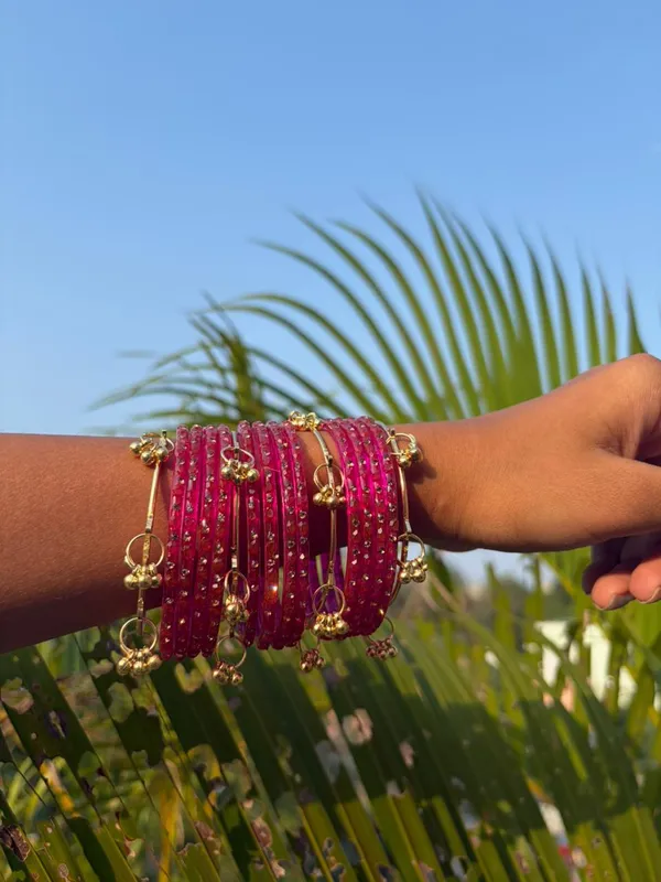 Pink_&_Gold_Glass_With_Stones_Bangle_Set_For_Women