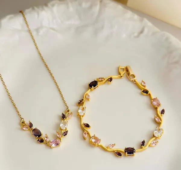 Gold_Plated_Anti_Tarnish_Stainless_Steel_Bracelet_And_Necklace_For_Women