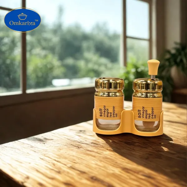 Gold_Glass_Premium_Salt_And_Pepper_Shaker_Set_With_Tray_For_Kitchen