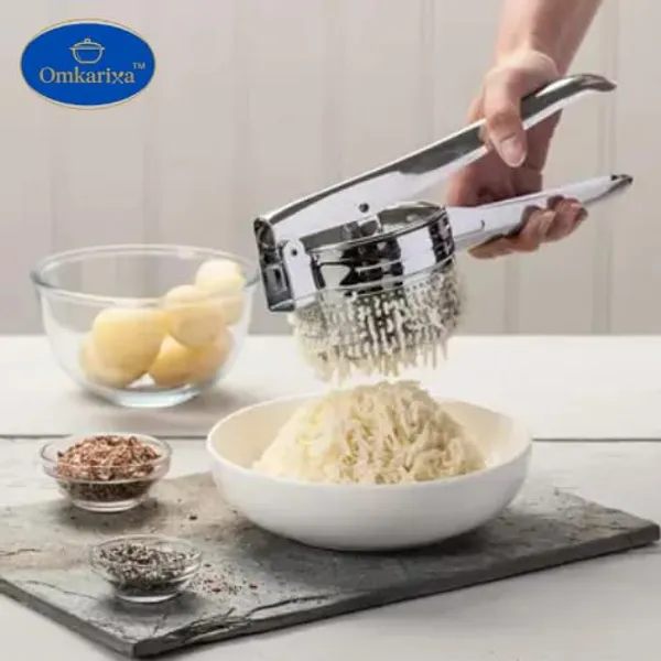 Silver_Stainless_Steel_Premium_Potato_Masher_And_Crusher_For_Kitchen