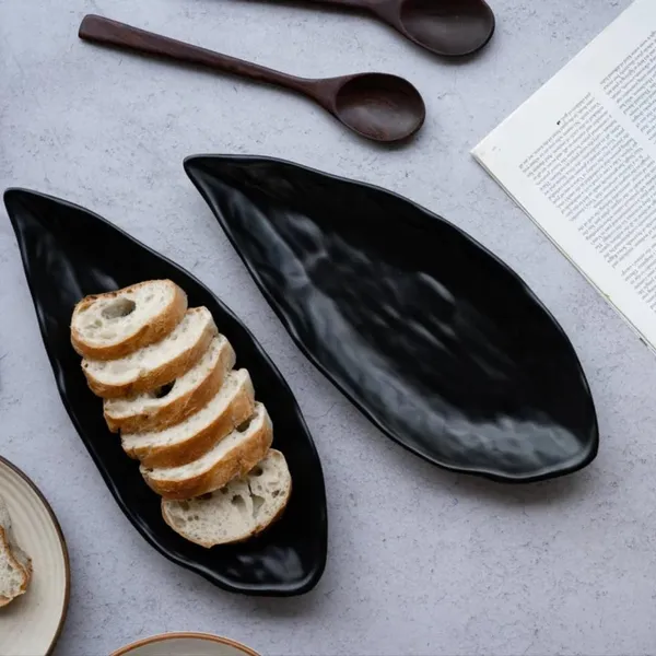 Black_Melamine_Premium_Serving_Platter_For_Kitchen
