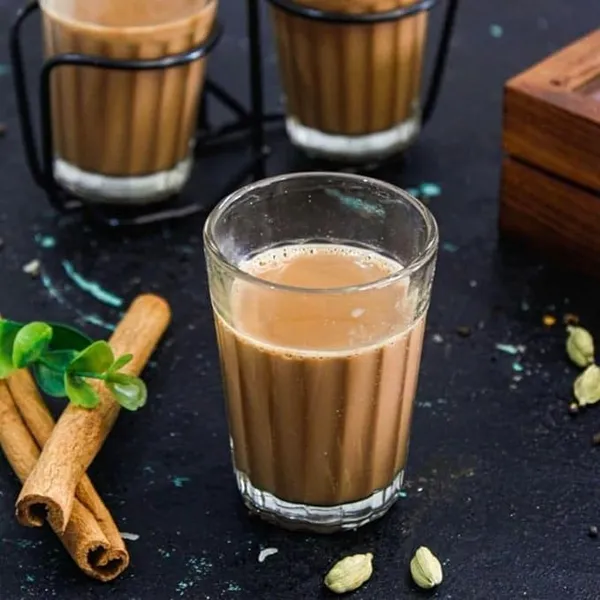 Clear_Plastic_Premium_Cutting_Chai_Glass_And_Chai_Pyali_For_Kitchen