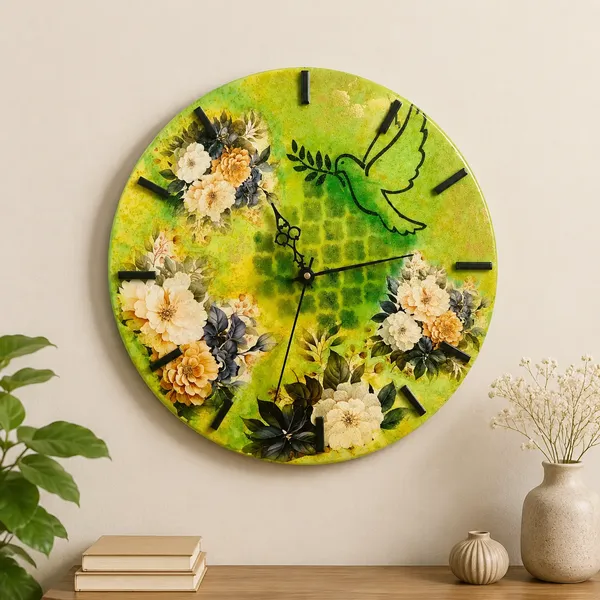 Decorative_Wall_Clock_With_Floral_Design