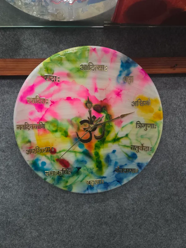Colorful_Alcoholic_Ink_Wall_Clock_With_Vaidic_Names