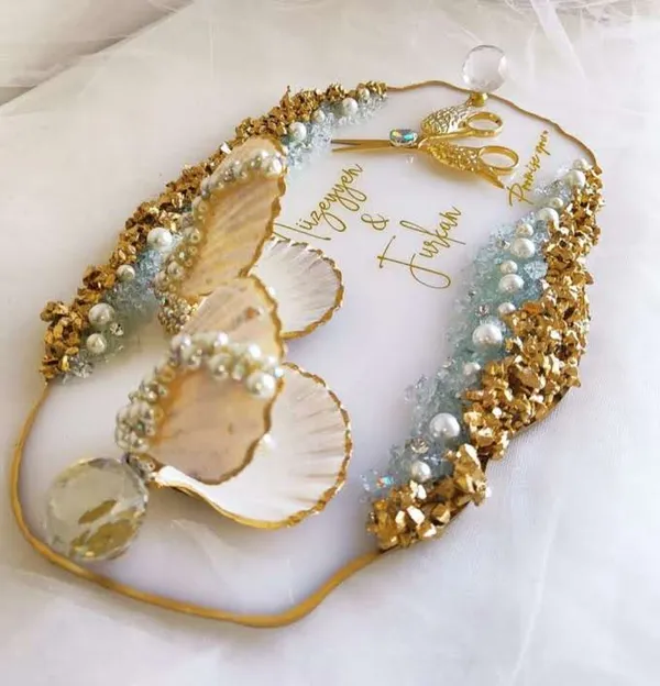 Personalized_Agate_Eangagement_Ring_Platter_-_Gold_&_White