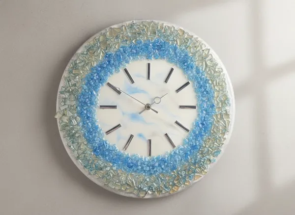 Decorative_Stone_Glass_Wall_Clock_With_Blue_And_White_Mosaic_Design