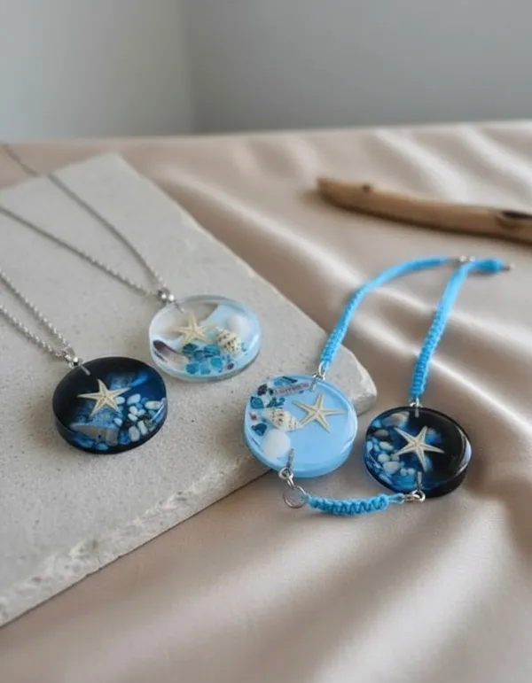 Ocean-Themed_Resin_Pendant,_Braclate_Jewelry_Set_With_Starfish_And_Seashells