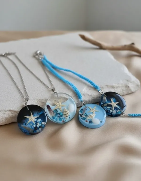 Ocean-Themed_Resin_Pendant,_Braclate_Jewelry_Set_With_Starfish_And_Seashells